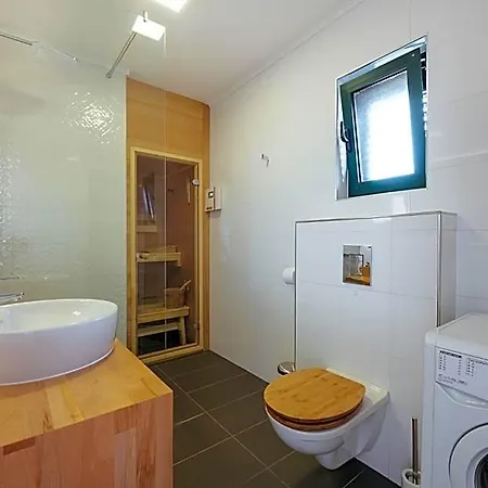 Villa Privlaka Hotel 4*